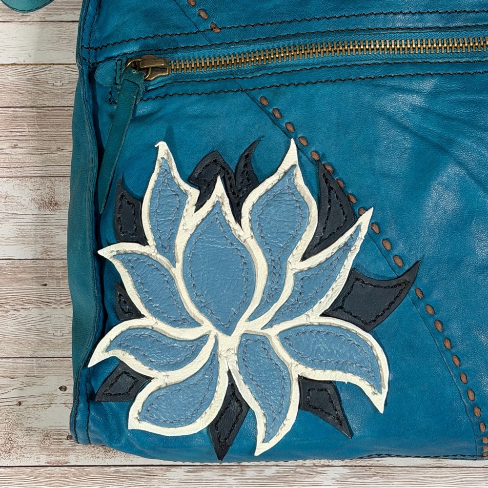 Lucky Brand Abbey Road Turquoise Floral Leather Bag - Picture 7 of 9
